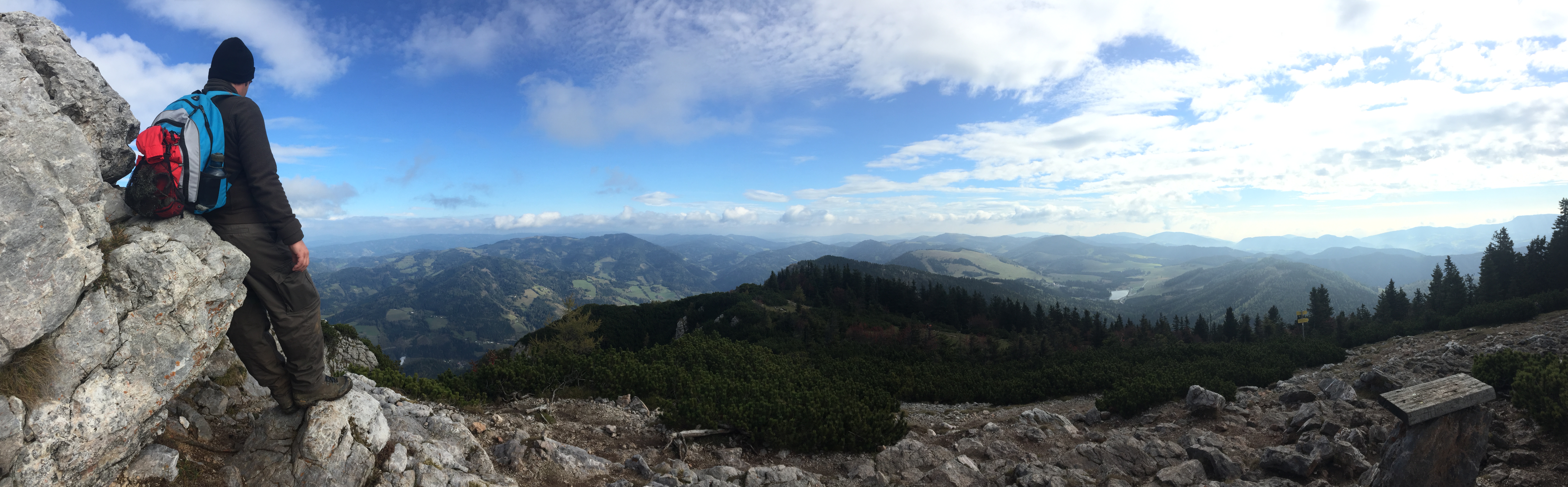 Wandertipp: Mit diesem Weitblick vom Hochlantsch können auch Gelegenheitswanderer erobern